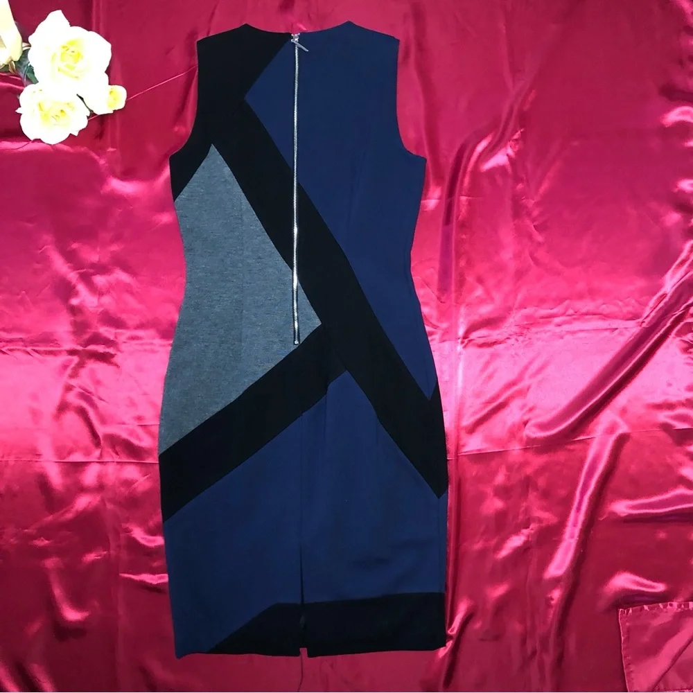 ⭐️NEW⭐️White House Black Market (WHBM) Color Block Sheath Dress
Navy & Grey - Picture 3 of 6